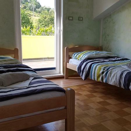 Apartment Sani Koper Buitenkant foto